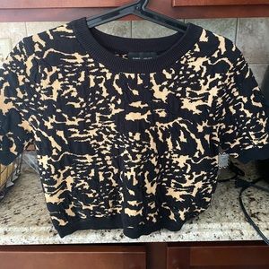 Romeo + Juliet Cropped cotton sweater.  NWT.